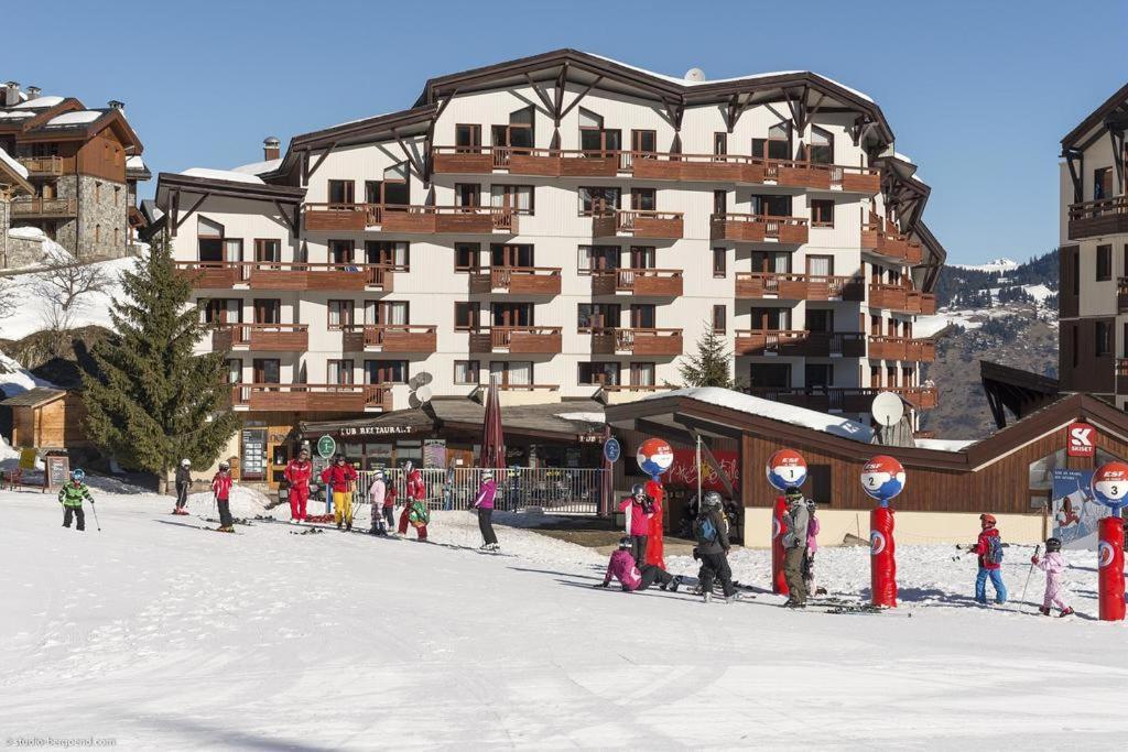 Appartement La Tania 2 Pieces Garage Dans Chalet Pied Pistes Kültér fotó